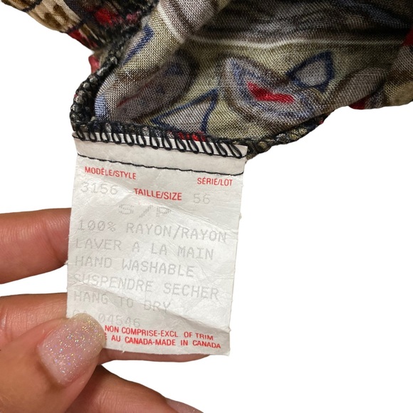 Vintage 90s Boho Patterned Shorts - Picture 3 of 5